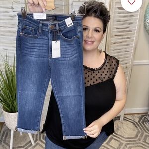Judy Blue Capris 18W